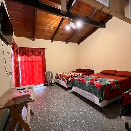 Hotel Canaan La Aurora Città del Guatemala Esterno foto