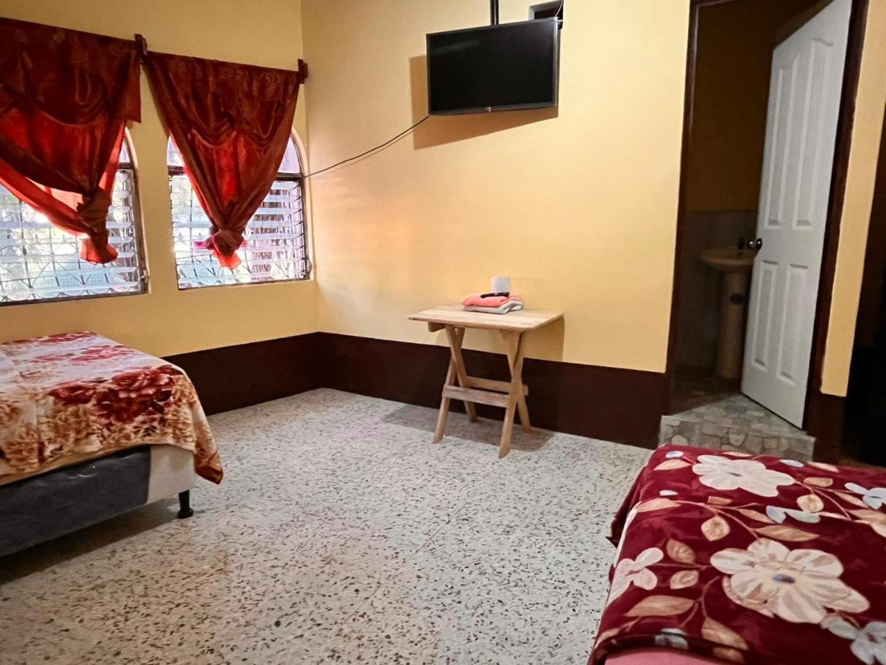 Hotel Canaan La Aurora Città del Guatemala Esterno foto