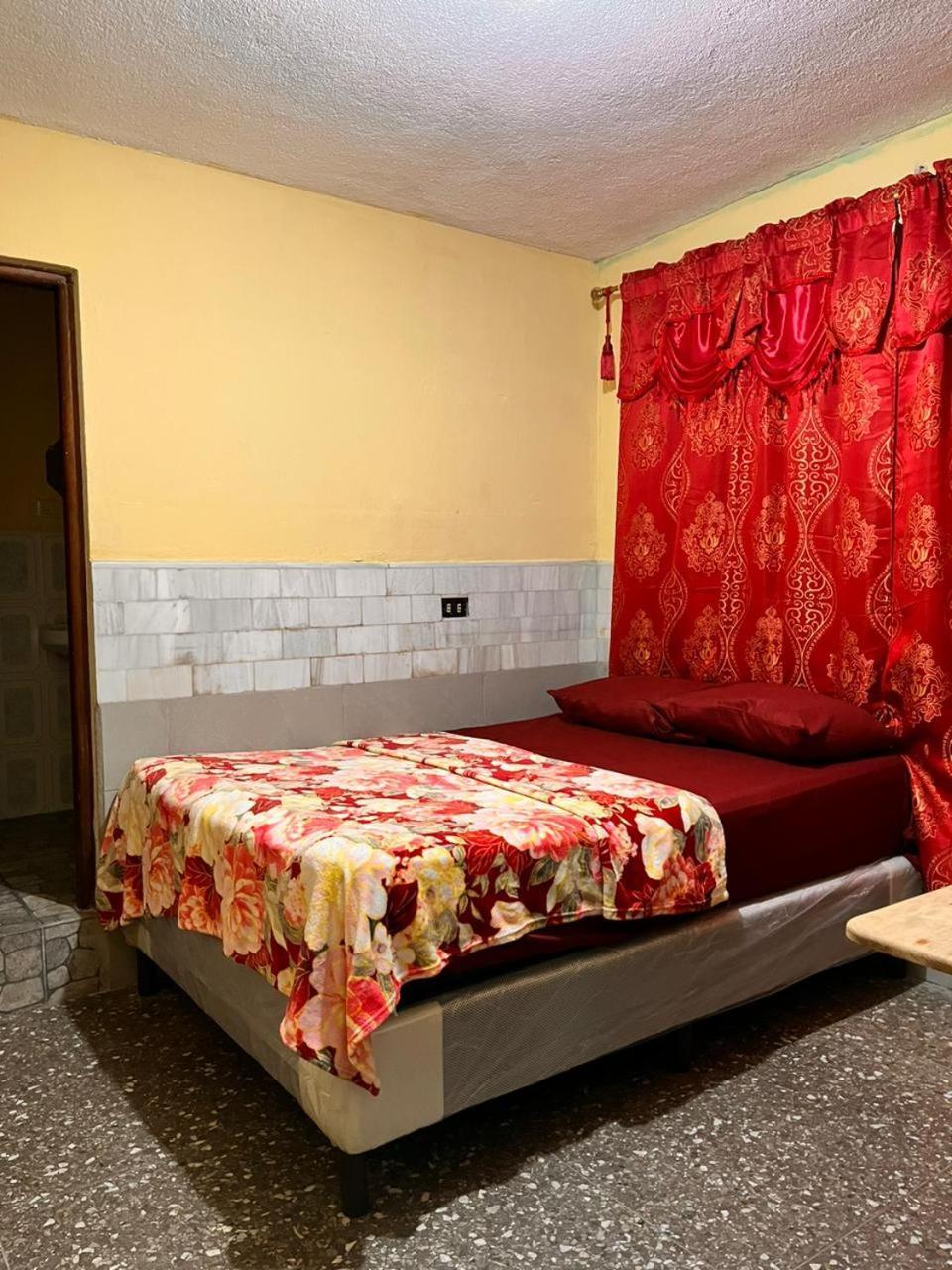 Hotel Canaan La Aurora Città del Guatemala Esterno foto